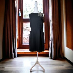 Lauren Ralph Lauren Sleeveless Black Cocktail Dress Size 10.